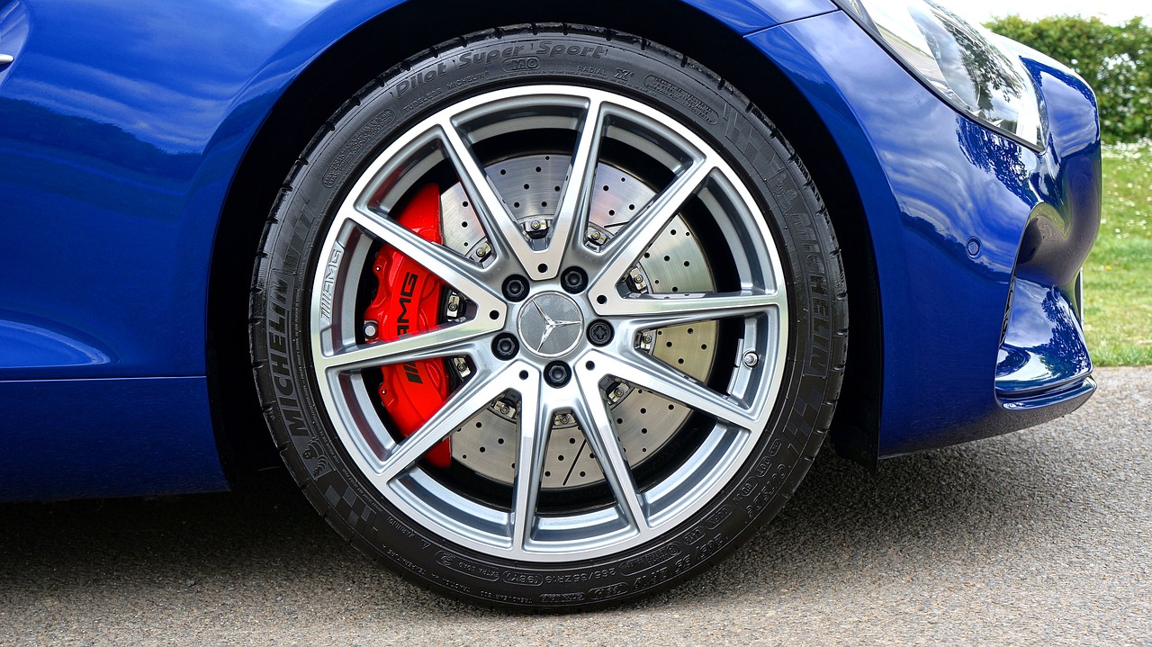 The Importance of Proper Tyre Disposal and Recycling